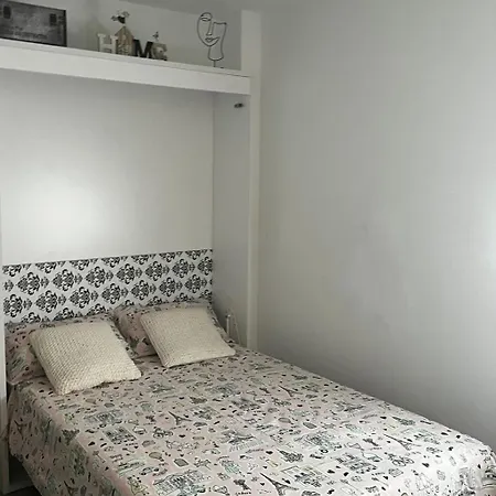 아파트 Coqueto Estudio San Quintin 말라가